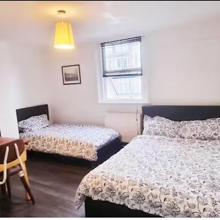 Triple Room In Vauxhall - 5